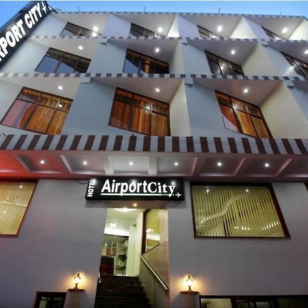 Hotel Airport City Near Delhi International Airport New Delhi Luaran gambar